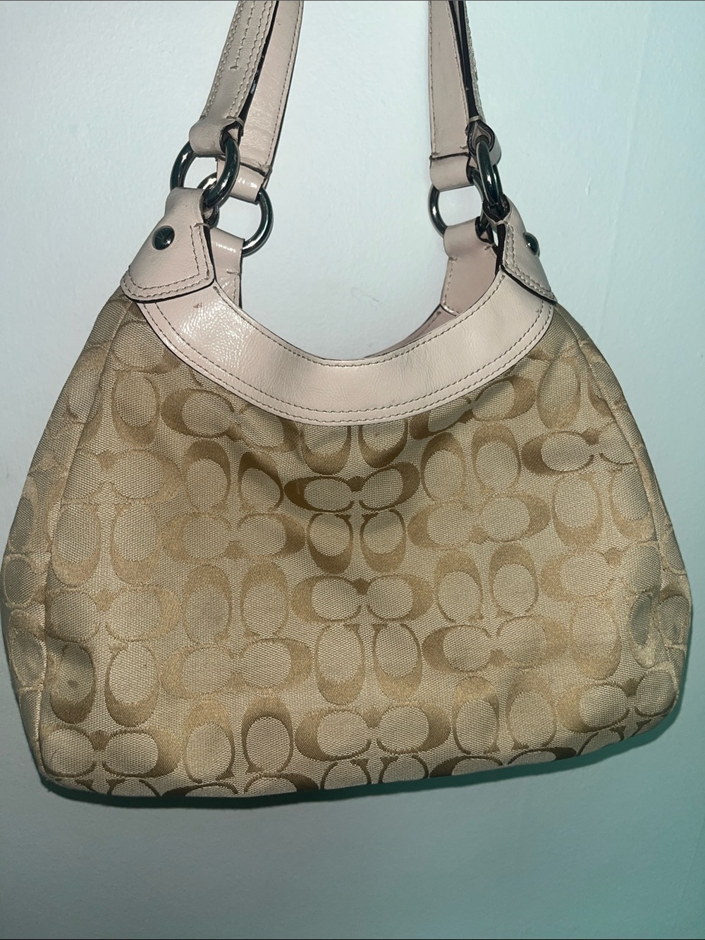 Coach Signature Soho Hobo bag featuring khaki monogram canvas and ivory leather - Picture 2 of 13